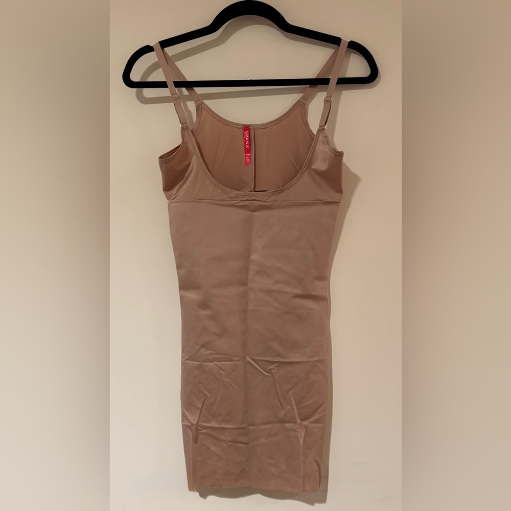 Spanx Open Bust Sculpting Slip | Sz. M | MSRP $88